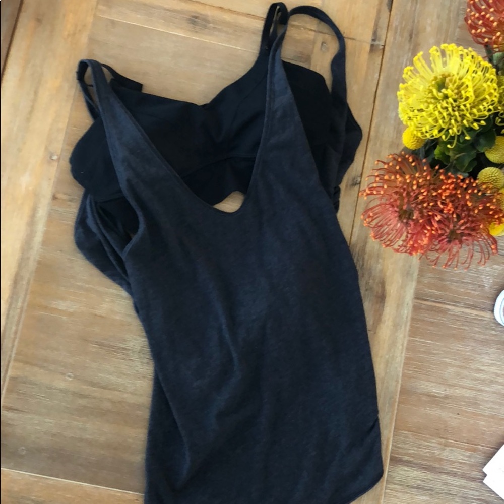 GLululemon Grey and Black Top, Built in Bra, Sz 6
